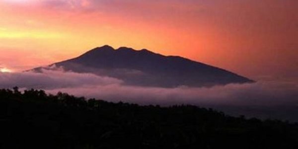 5 Misteri Gunung Arjuno yang Bikin Takut Naik Gunung